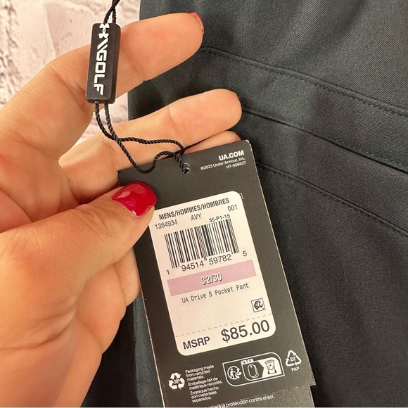 NWT Under Armour golf UA drive 5 pocket pant Black Slim Taper  men's 32x30 - Picture 4 of 11